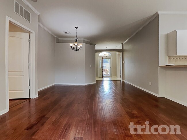 Foto del edificio - 1227 Gordon Oaks Dr