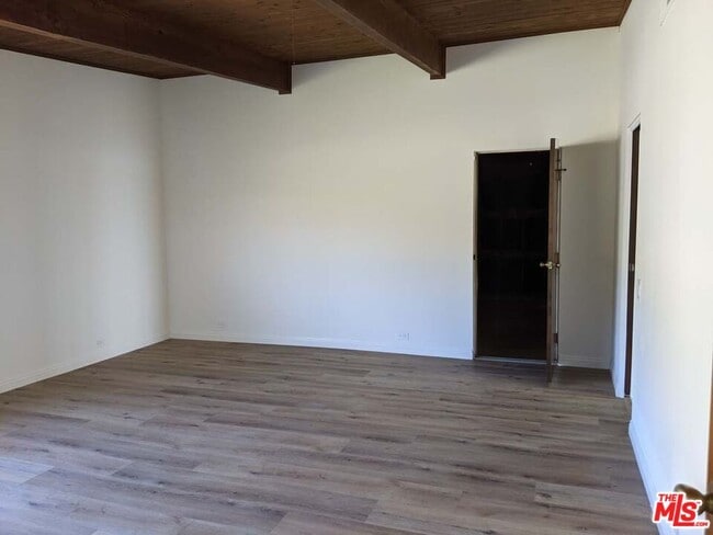 Building Photo - 1344 Luna Vista Dr