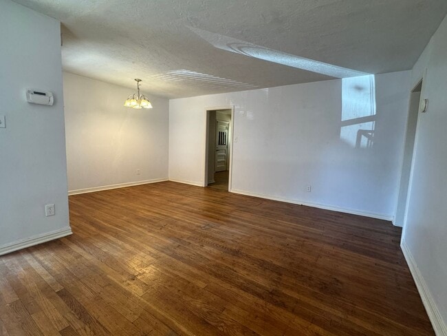 Building Photo - 2137 NW Denver Ave
