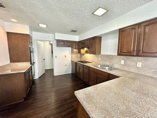 Foto del edificio - 13217 Fall Manor Dr