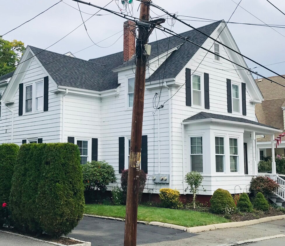 Primary Photo - 40 King St