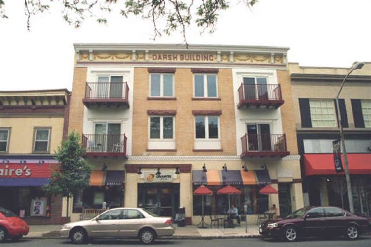Foto principal - 143 E Broad St