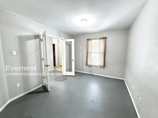 Foto del edificio - 13120 Soap Winecup Mallow Tr