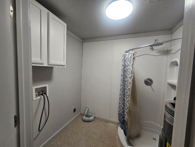 Building Photo - 224 NE 2nd St