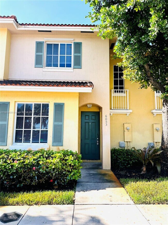 Foto del edificio - 6053 SW 19th Pl