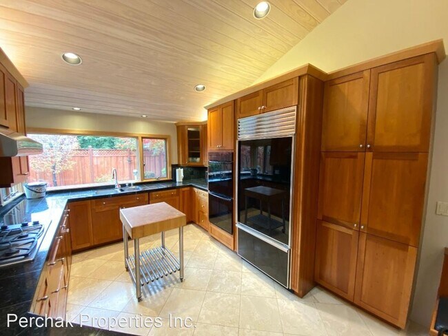 Building Photo - 4 br, 2.5 bath House - 3307 Vera Cruz Drive
