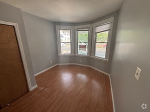 Building Photo - 212 Princeton Ave