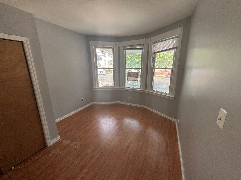 Foto principal - 212 Princeton Ave