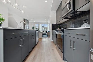 Building Photo - Linden Park at Erin Ridge North