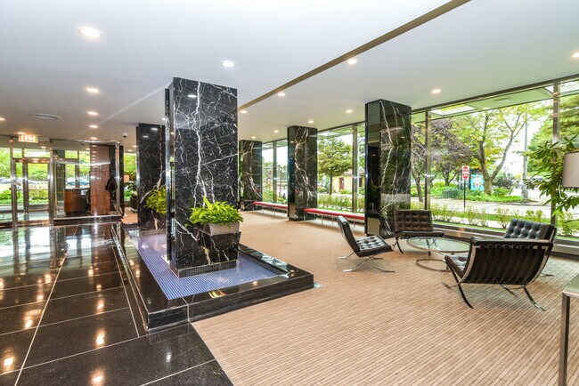 Building Photo - 3900 N Lake Shore Dr