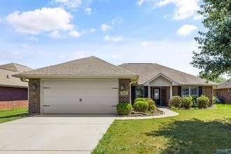 Building Photo - 104 Grantham Cir