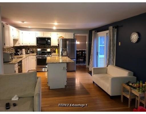 Foto del edificio - 22 Flintlock Dr