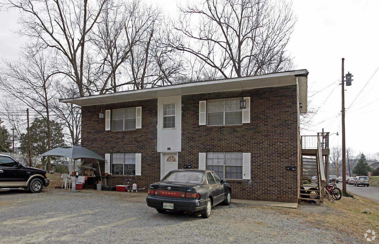 565 Monroe St, Madisonville, TN 37354 Apartments in Madisonville, TN