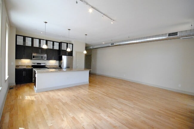 Interior Photo - 4701 McPherson