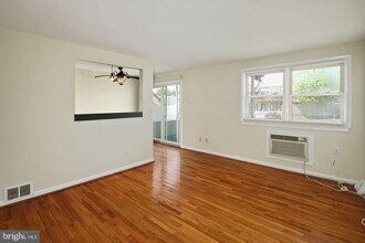 Building Photo - 3400 Ashfield Ln