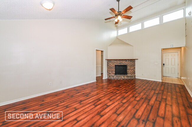 Foto del edificio - 1540 Lake Shore Blvd