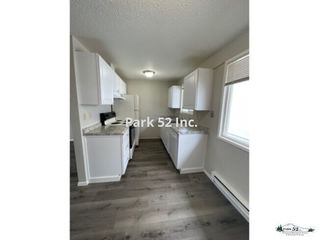 Foto del edificio - 631 N Fife St