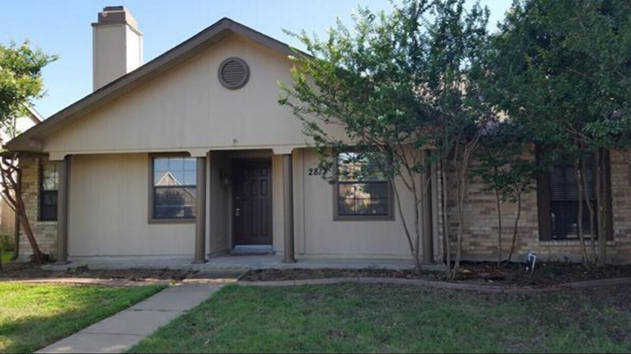 Photo - 2813 Oxford Ln (Flower Mound, TX)