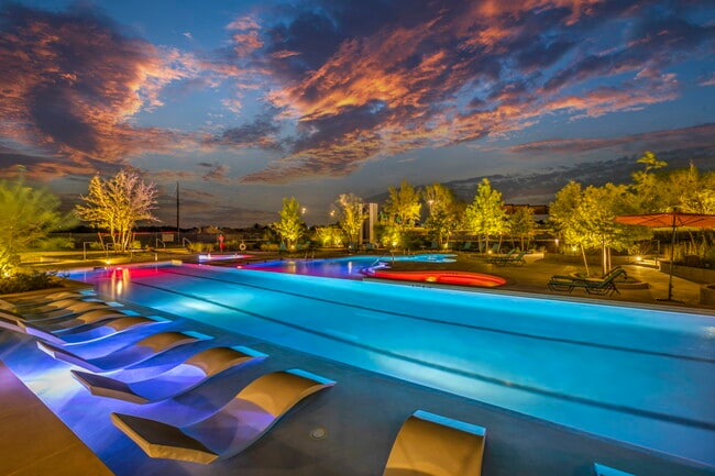Foto del edificio - The Brick and Mortar District Apartments