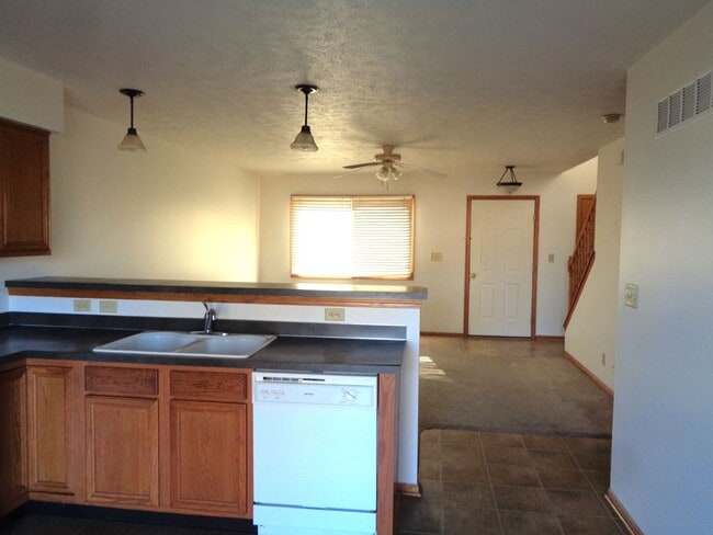 Building Photo - 5428 W Redberry Lane