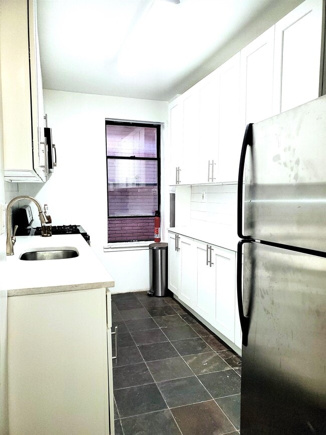 Building Photo - 277 Harrison Ave