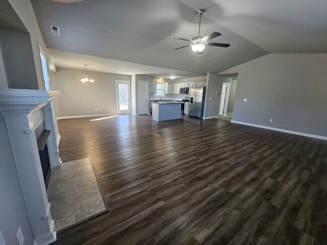 Foto del edificio - 318 N Landing Dr