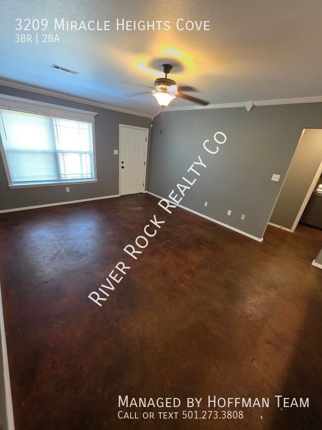 Building Photo - 3209 Miracle Heights Cove