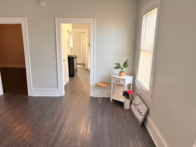 Building Photo - 2720 Ensley 5 Points W Ave