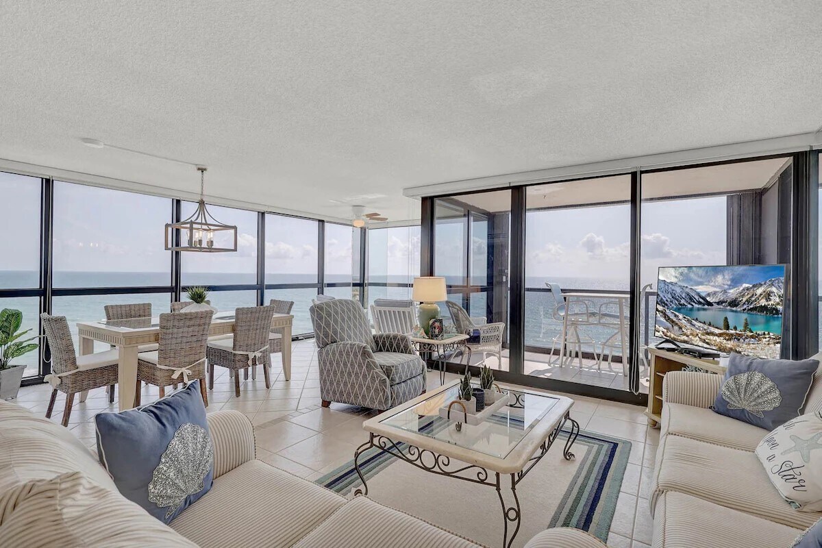 Foto principal - 10410 S Ocean Dr