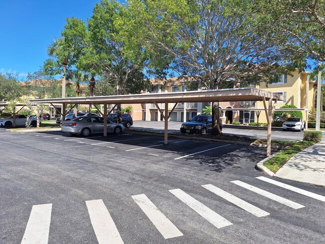 Foto del edificio - 6565 Emerald Dunes Dr