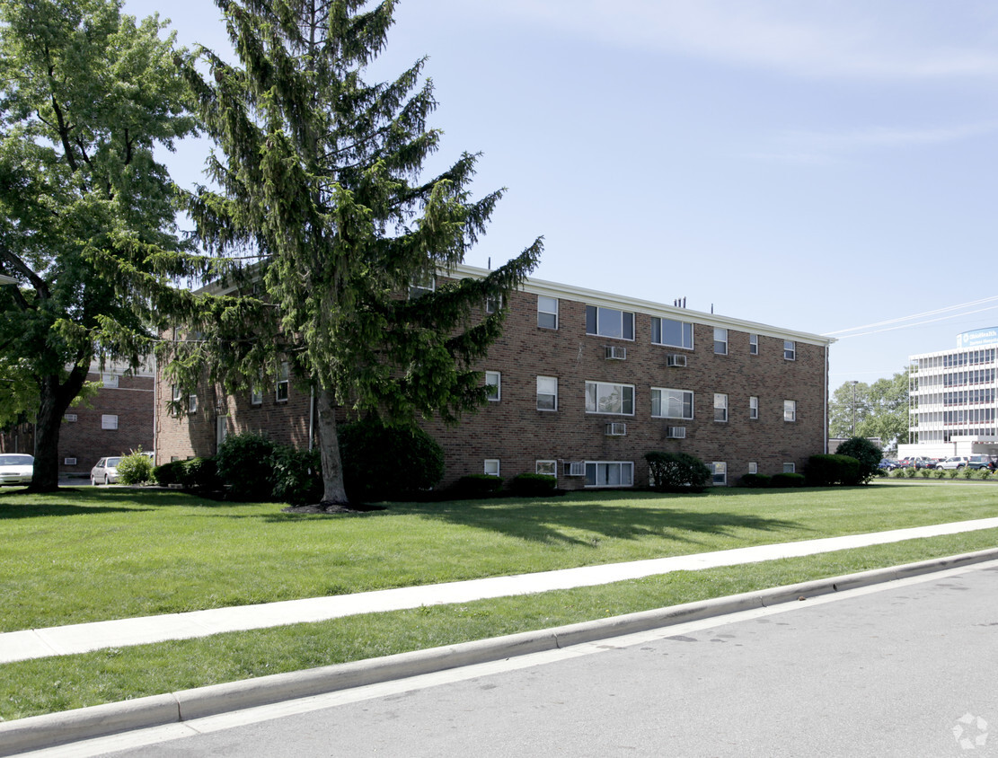 Foto del edificio - 66 Sturbridge Rd