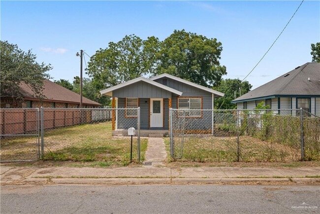 Foto del edificio - 20 E Hackberry Ave