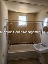 Building Photo - 1308 S New York Ave