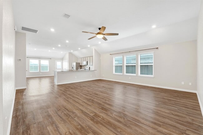 Building Photo - 30023 Vallonea Oak