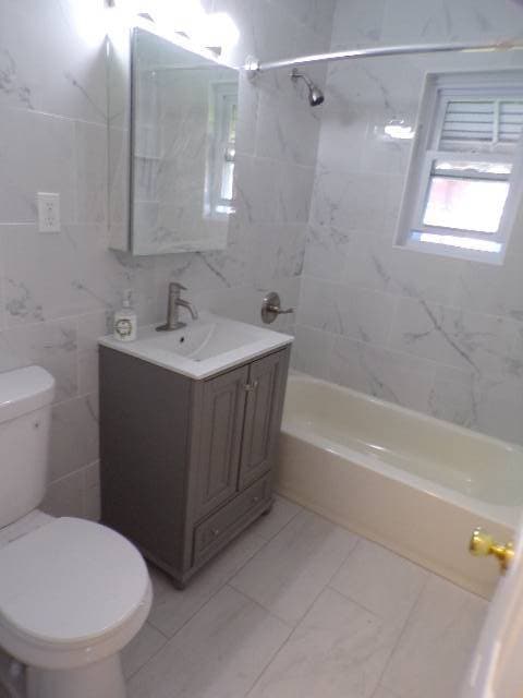 Foto del edificio - 3244 Mickle Ave