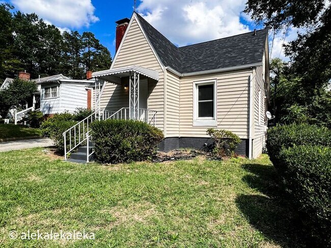 Building Photo - *** MOVE IN SPECIAL*** Greensboro 3 Bedroo...