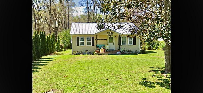 Primary Photo - 1817 Park Dr