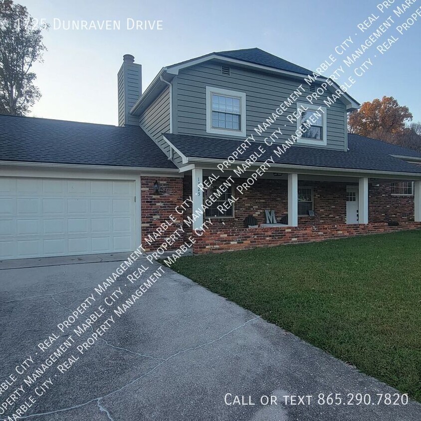 Primary Photo - Spacious 4 Bedroom home in West Knox!!!