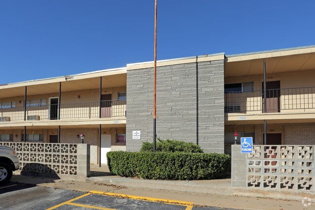 Building Photo - Morgan Terrace