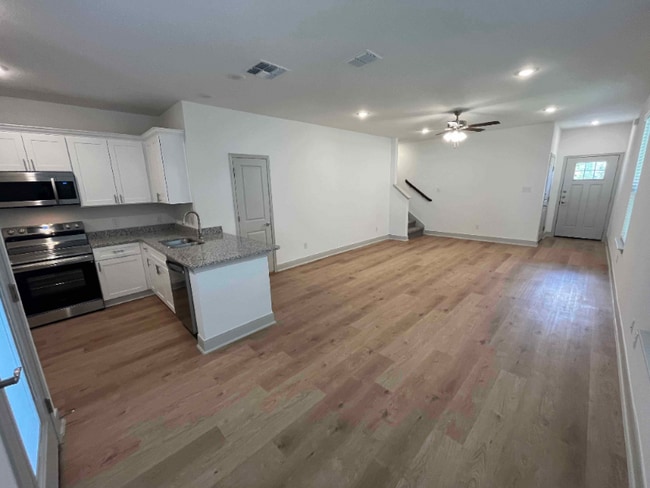 Building Photo - 7541 Briarwood Pass