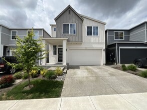 Building Photo - 13911 SW 172nd Ave