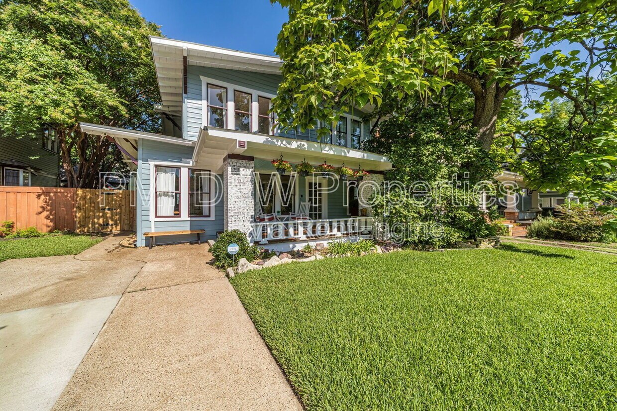 Photo - 215 S Montclair Ave