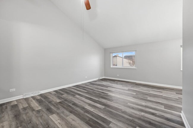 Building Photo - 73 Century Dr