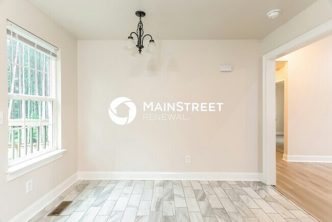 Building Photo - 3 Bedroom Pet-Friendly Home in HAYDEN, AL with Main Street Renewal