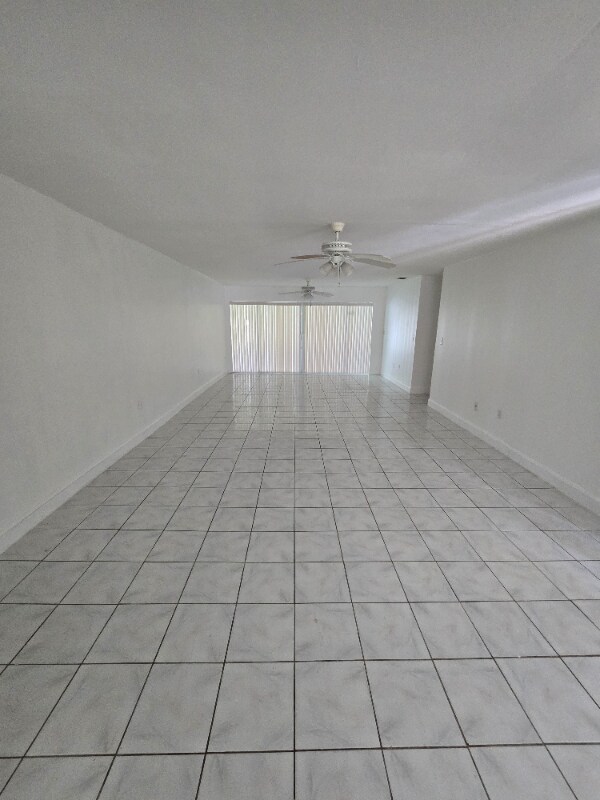 Foto del edificio - 1706 Azalea Ct