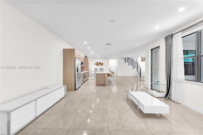 Foto del edificio - 10250 NW 76th Terrace