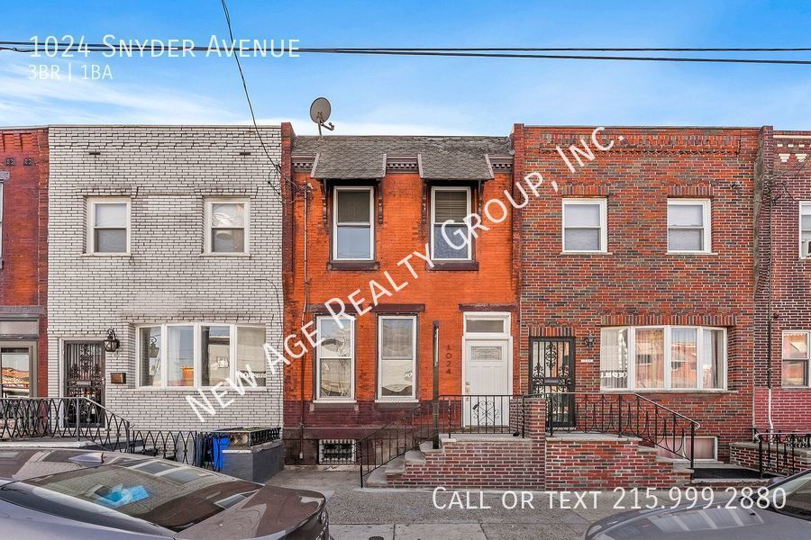 Primary Photo - 3 bedroom, 1 bathroom house located near B...