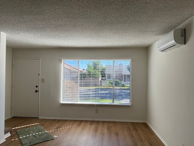 Foto del edificio - 9665 Workman Ave