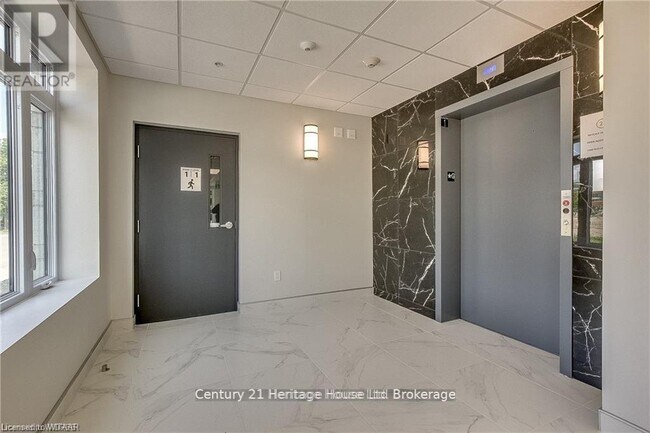 Photo du bâtiment - 71 Metcalf St