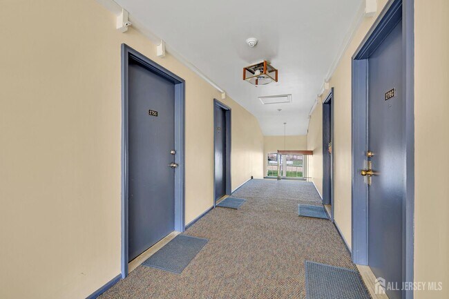 Foto del edificio - 275 Alpine Way